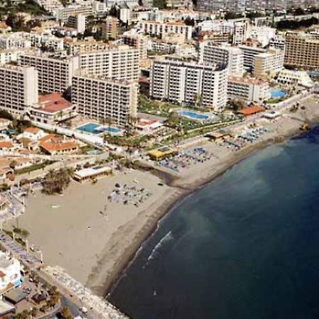 Lovely Apartment In Torremolinos Views Of The Sea, Pool, Terrace, Sofa Bed And Fully Equipped Kitchen מראה חיצוני תמונה