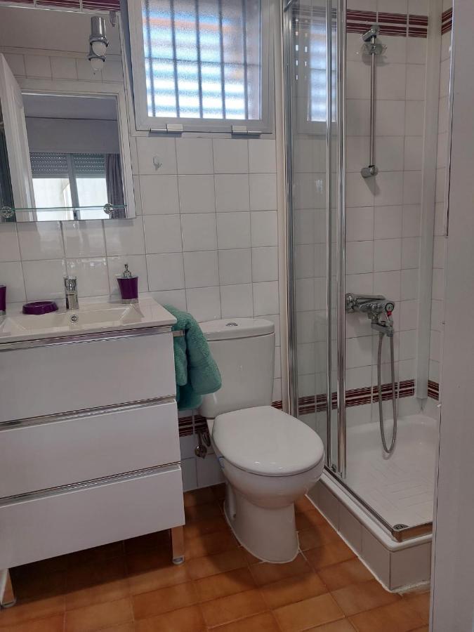 Lovely Apartment In Torremolinos Views Of The Sea, Pool, Terrace, Sofa Bed And Fully Equipped Kitchen מראה חיצוני תמונה